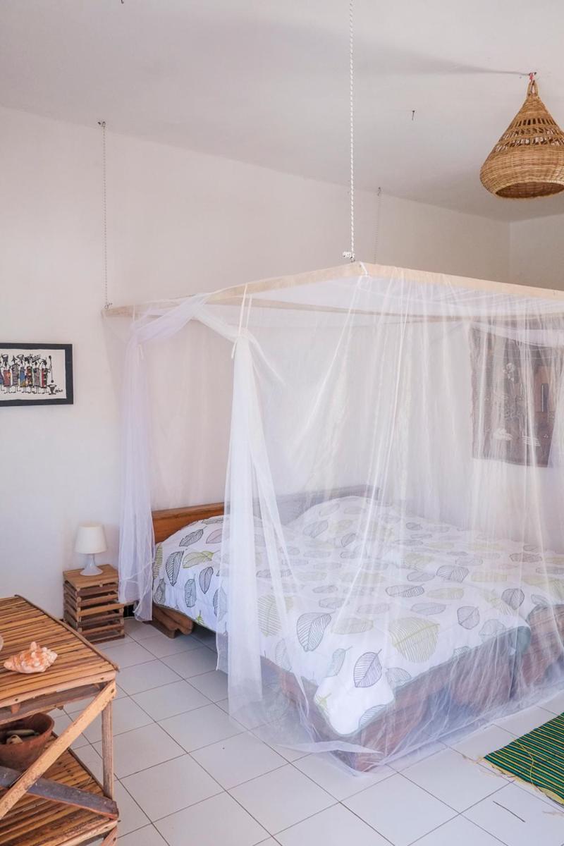 Keur Dofie Bed & Breakfast Toubab Dialaw Dış mekan fotoğraf