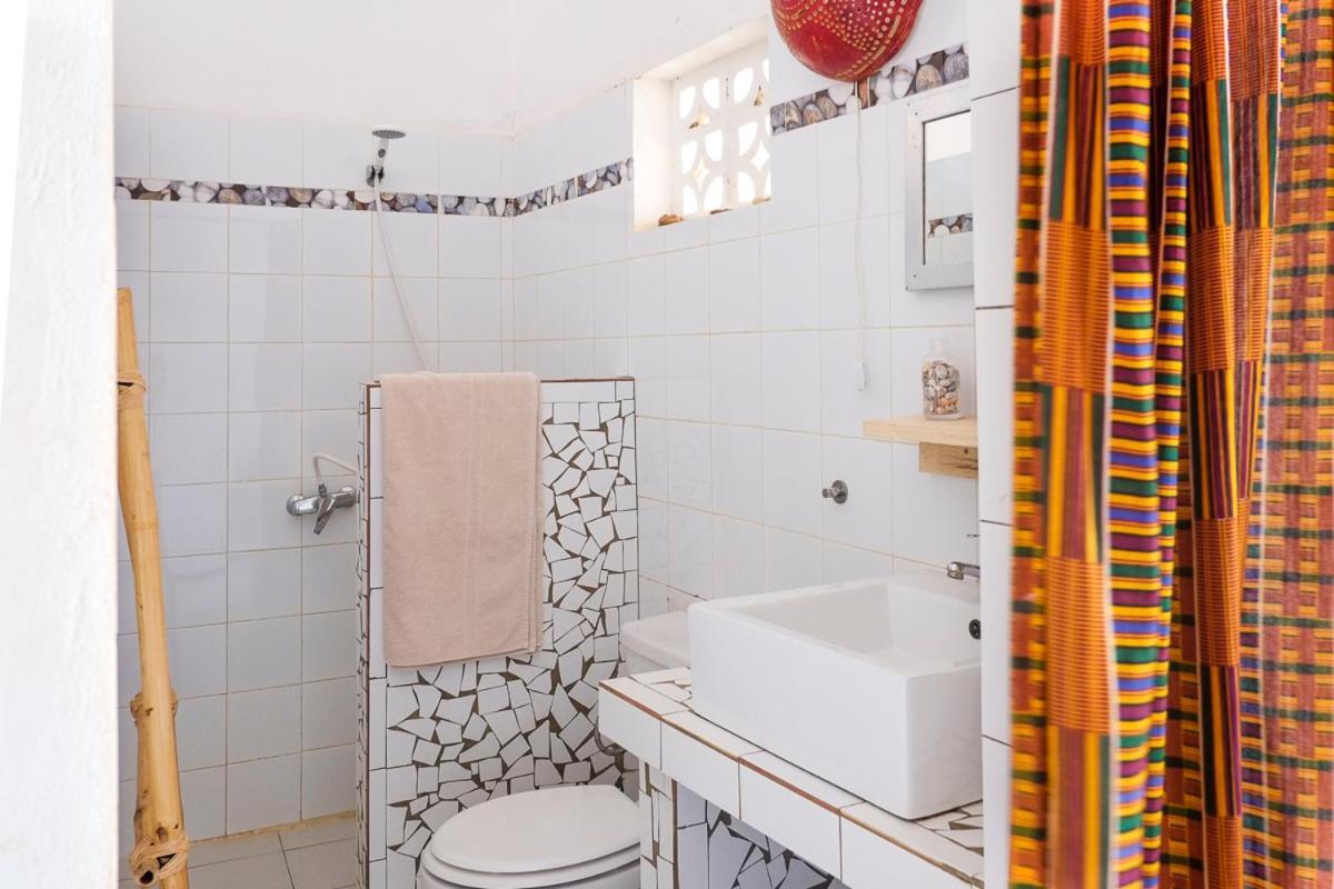 Keur Dofie Bed & Breakfast Toubab Dialaw Dış mekan fotoğraf