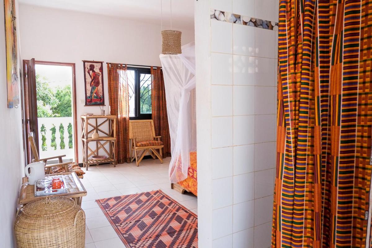 Keur Dofie Bed & Breakfast Toubab Dialaw Dış mekan fotoğraf