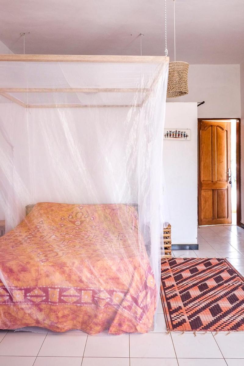 Keur Dofie Bed & Breakfast Toubab Dialaw Dış mekan fotoğraf
